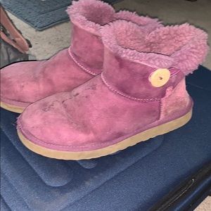 purple uggs